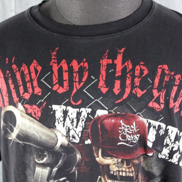Retro Graphic T-shirt - Live by Gun Die by Gun Rock Chang - Men's Large - Picture 3 of 12